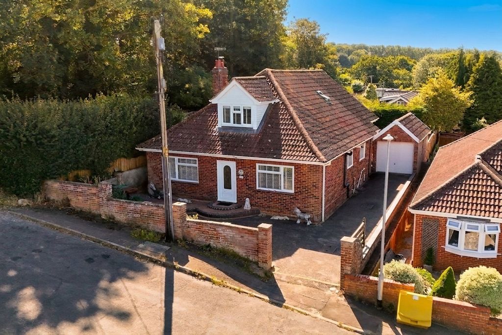 Property photo 1 of 26