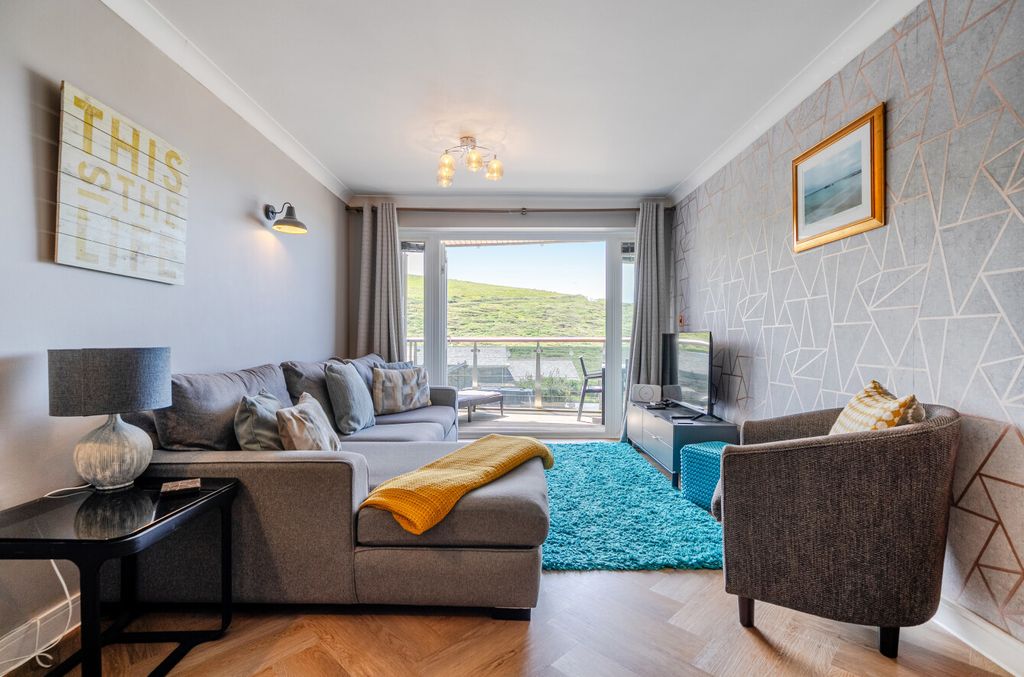 Property photo 3 of 18 1465972-17-6A1983...