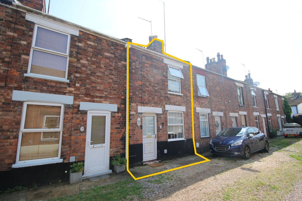 Property photo 1 of 14