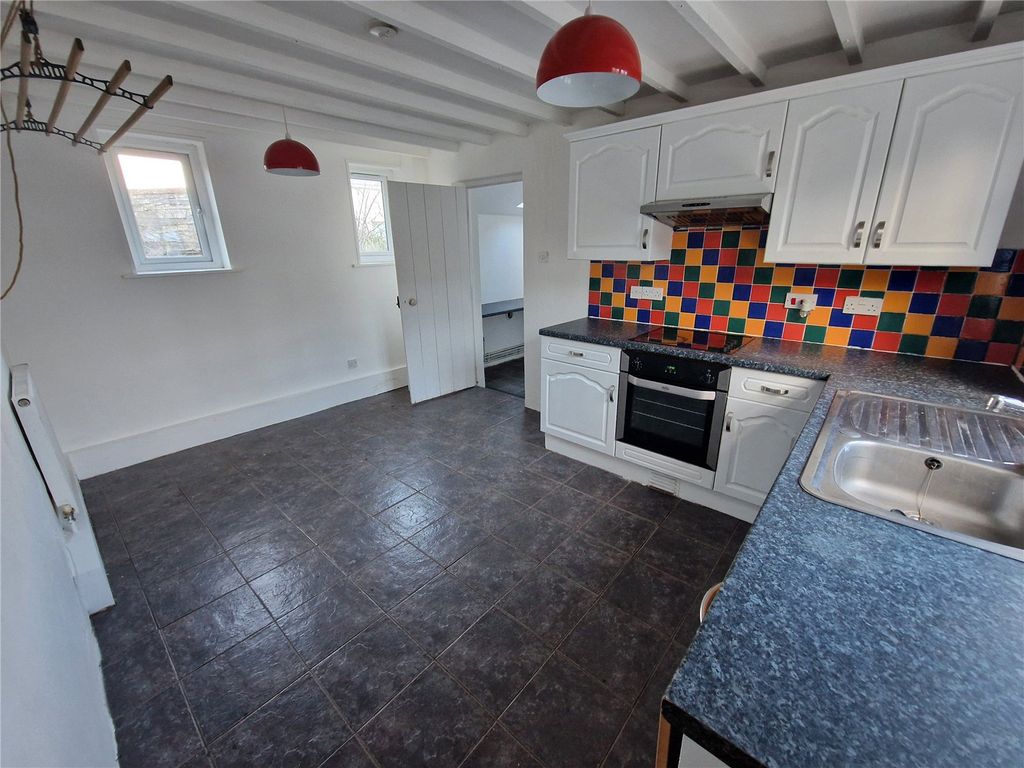 Property photo 2 of 10 Picture No. 03