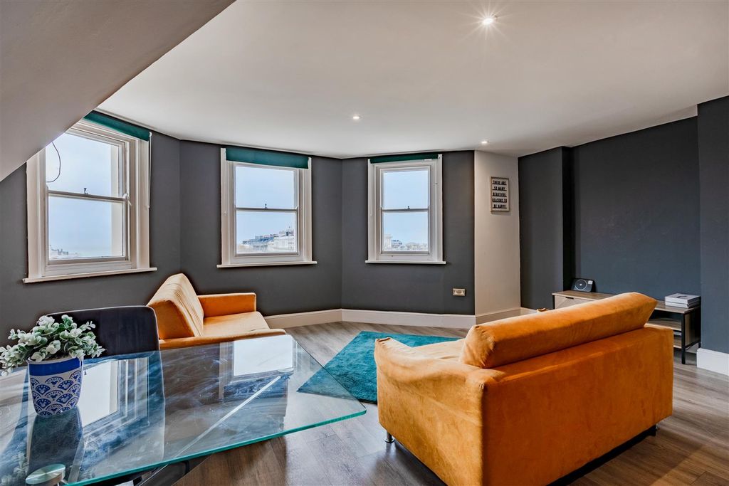 Property photo 2 of 12 Open Plan Reception