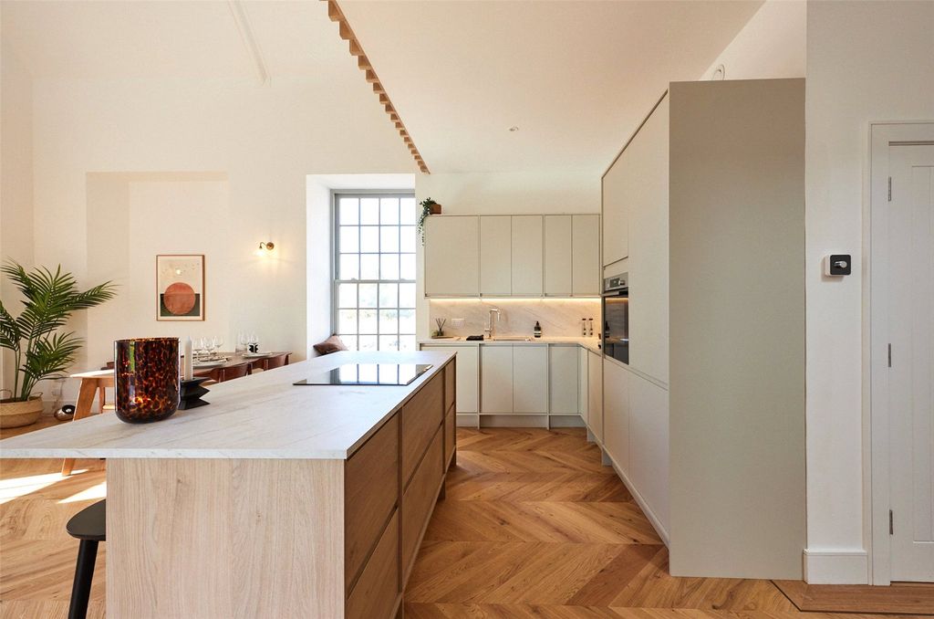 Property photo 1 of 27 Picture No. 26