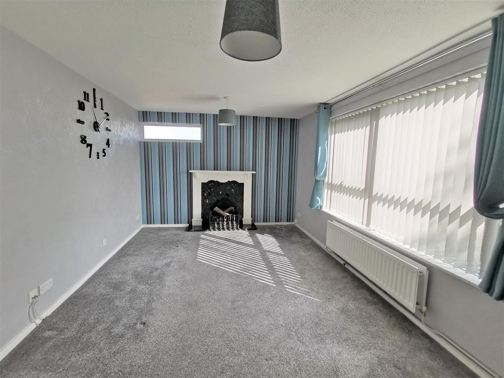 Property photo 2 of 7 Property Photo