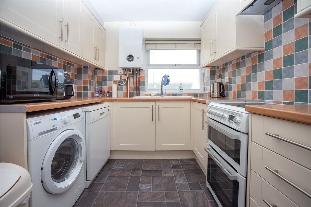Property photo 2 of 15 Picture No. 07