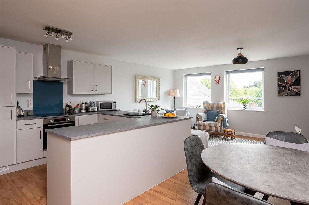 Property photo 2 of 12 Kitchen / Living / Dining