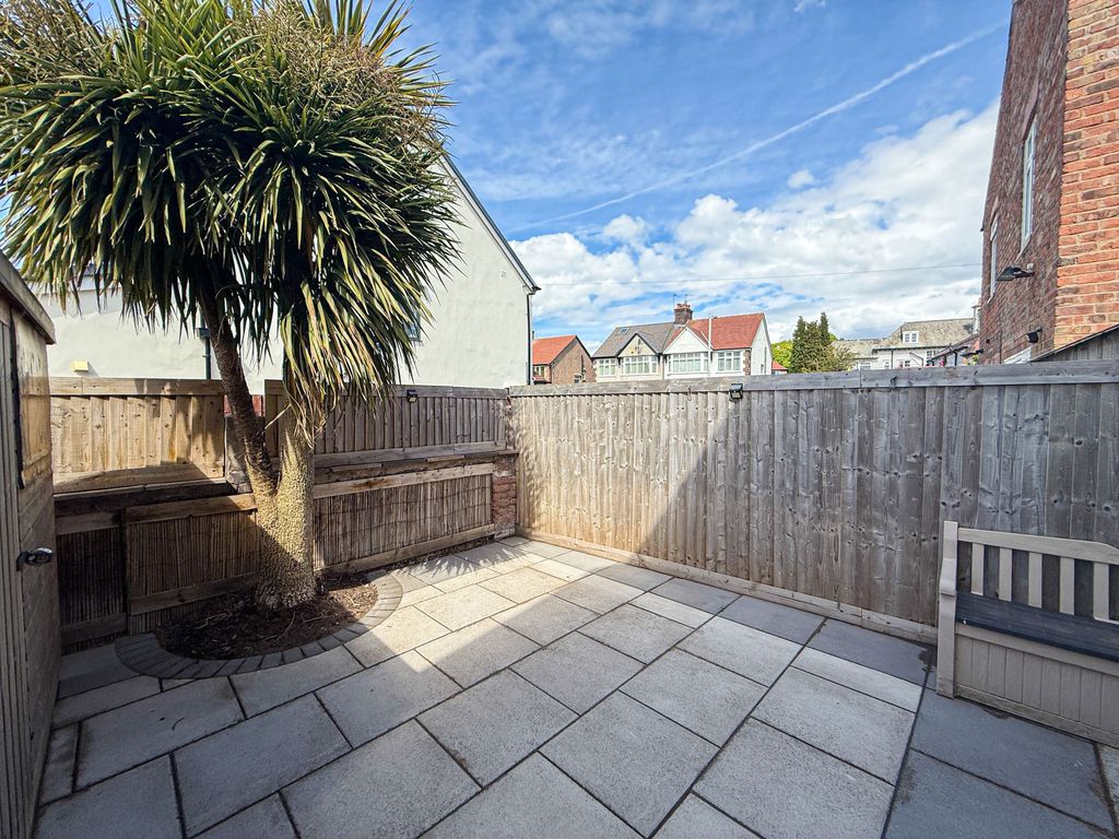 Property photo 3 of 19