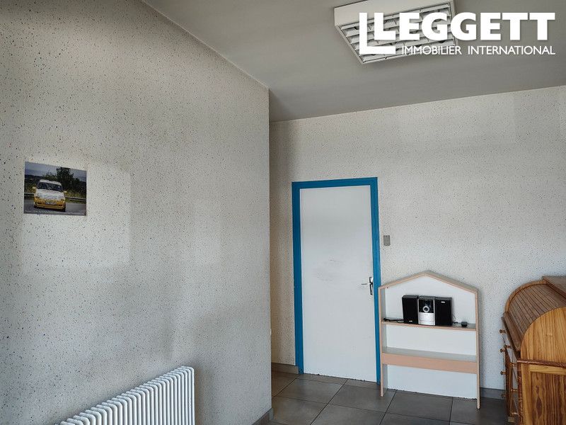 Property photo 2 of 10