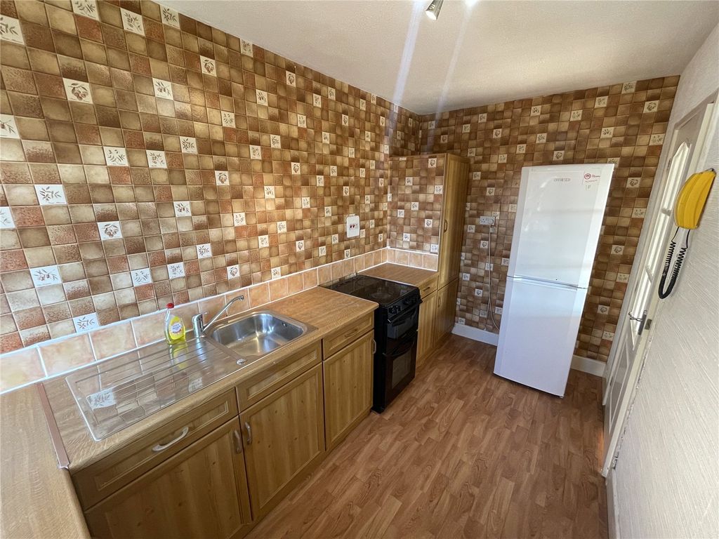 Property photo 3 of 9 Photo 15