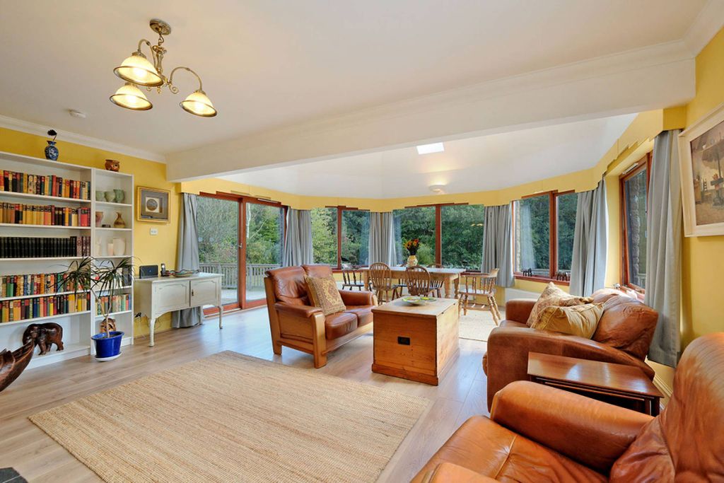 Property photo 3 of 30