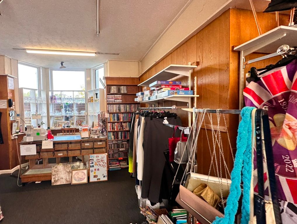 Property photo 3 of 4