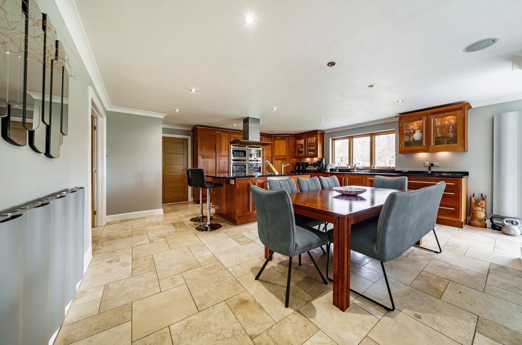 Property photo 3 of 13 955689 (5).Jpg