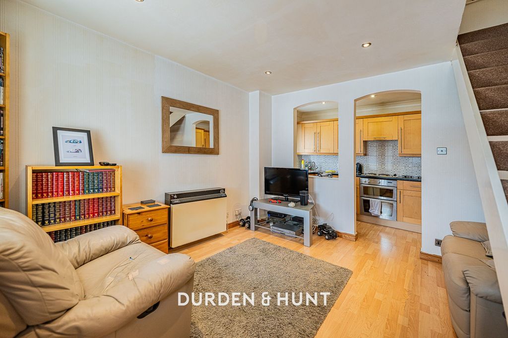 Property photo 2 of 12