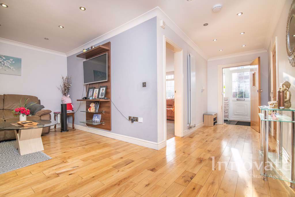 Property photo 2 of 18 Photo 6