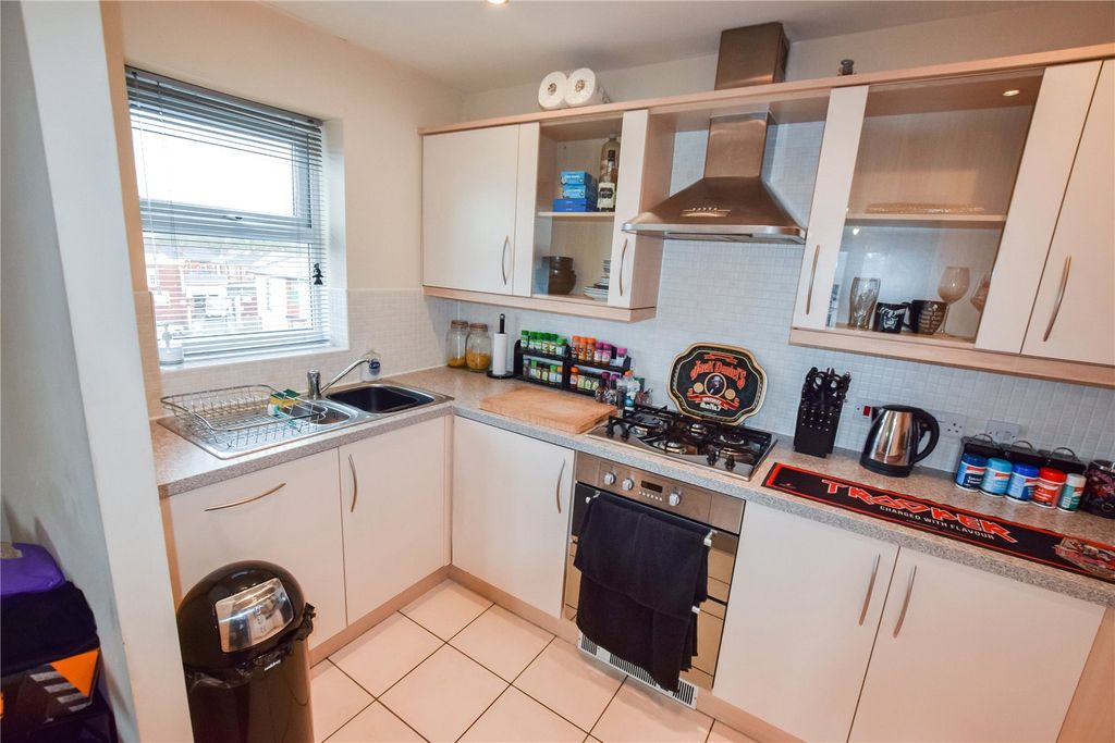 Property photo 2 of 8 Picture No. 03