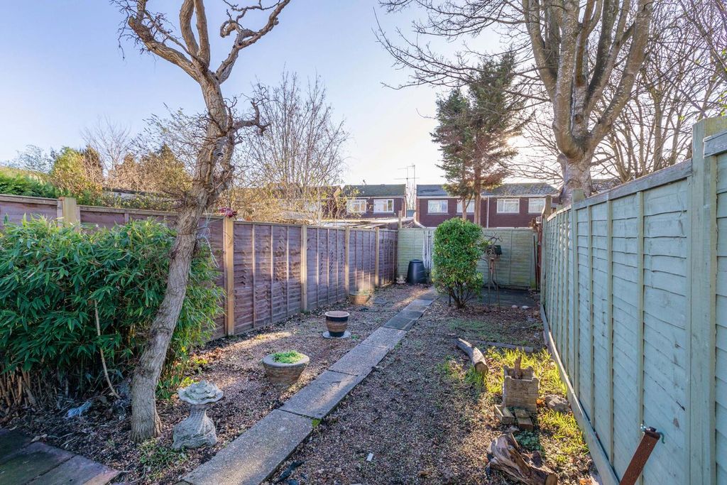 Property photo 2 of 18 11A Stanhope Road-7.Jpg