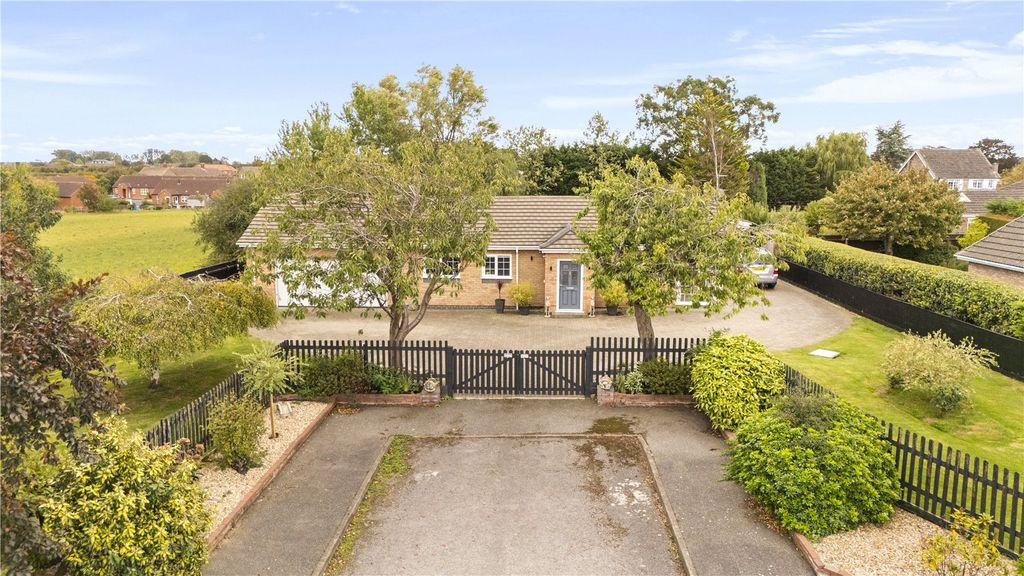 Property photo 2 of 50 Picture No. 48