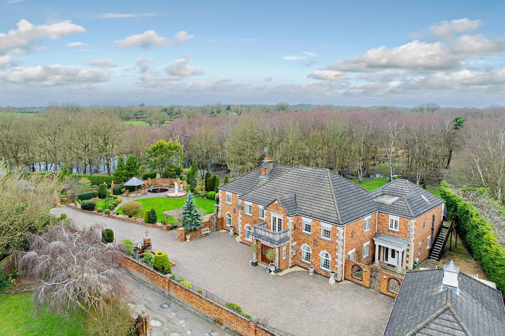 Property photo 1 of 19 Picture No. 08