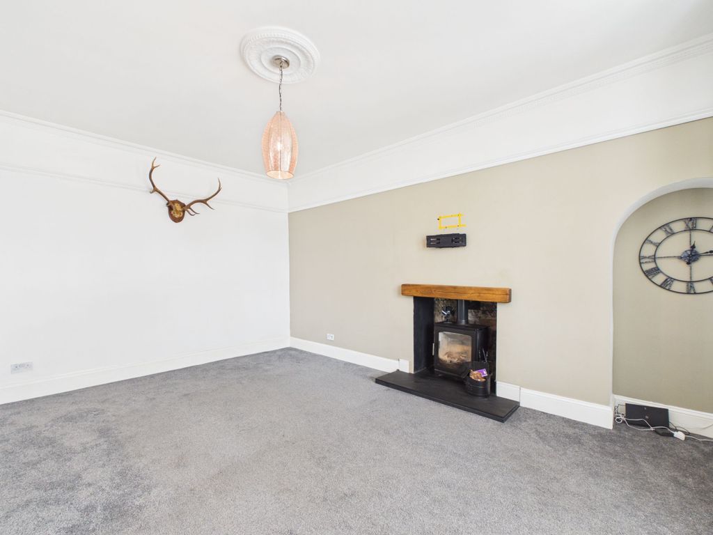 Property photo 2 of 26