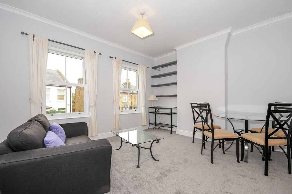 Property photo 2 of 6 Sitting Room.Jpg