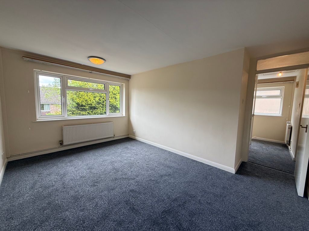 Property photo 3 of 6