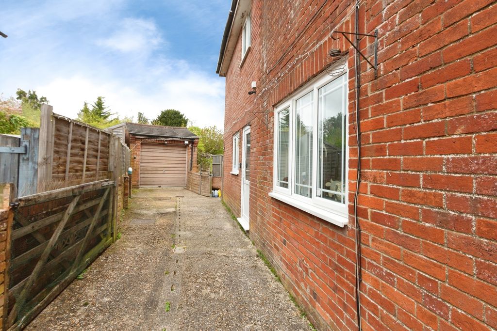 Property photo 2 of 16 Pbox-Img.Jpg