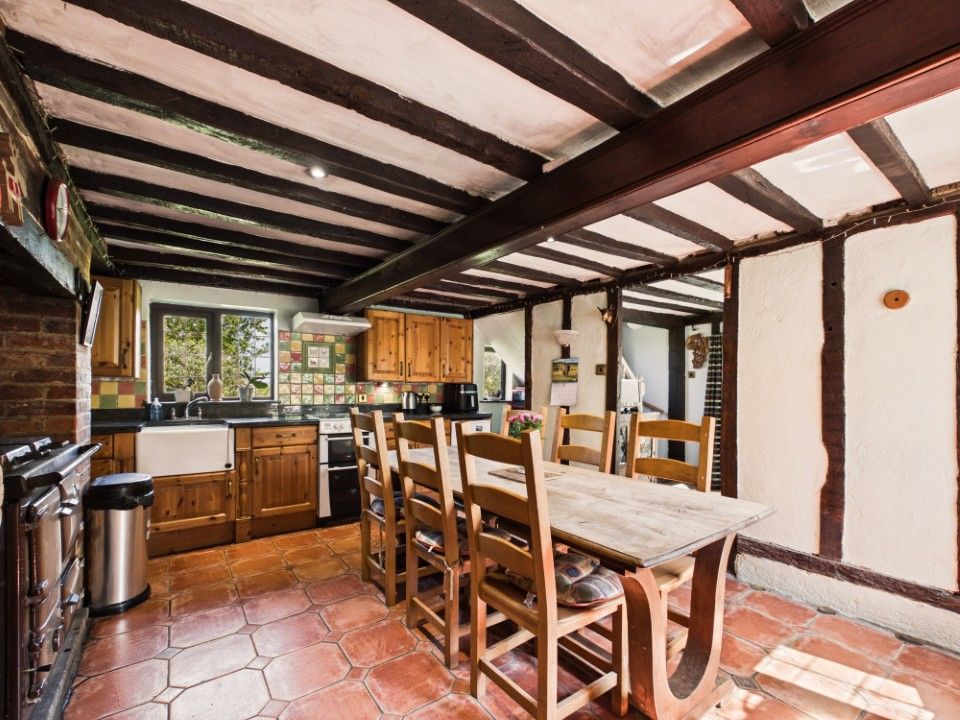 Property photo 3 of 35