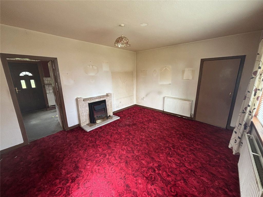 Property photo 3 of 12 Picture No. 12