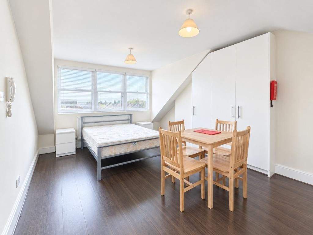Property photo 1 of 7 45Cda40002A49188784B4c4628Bd86Ca.Jpg