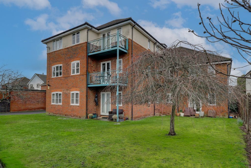 Property photo 1 of 11 Picture No. 13