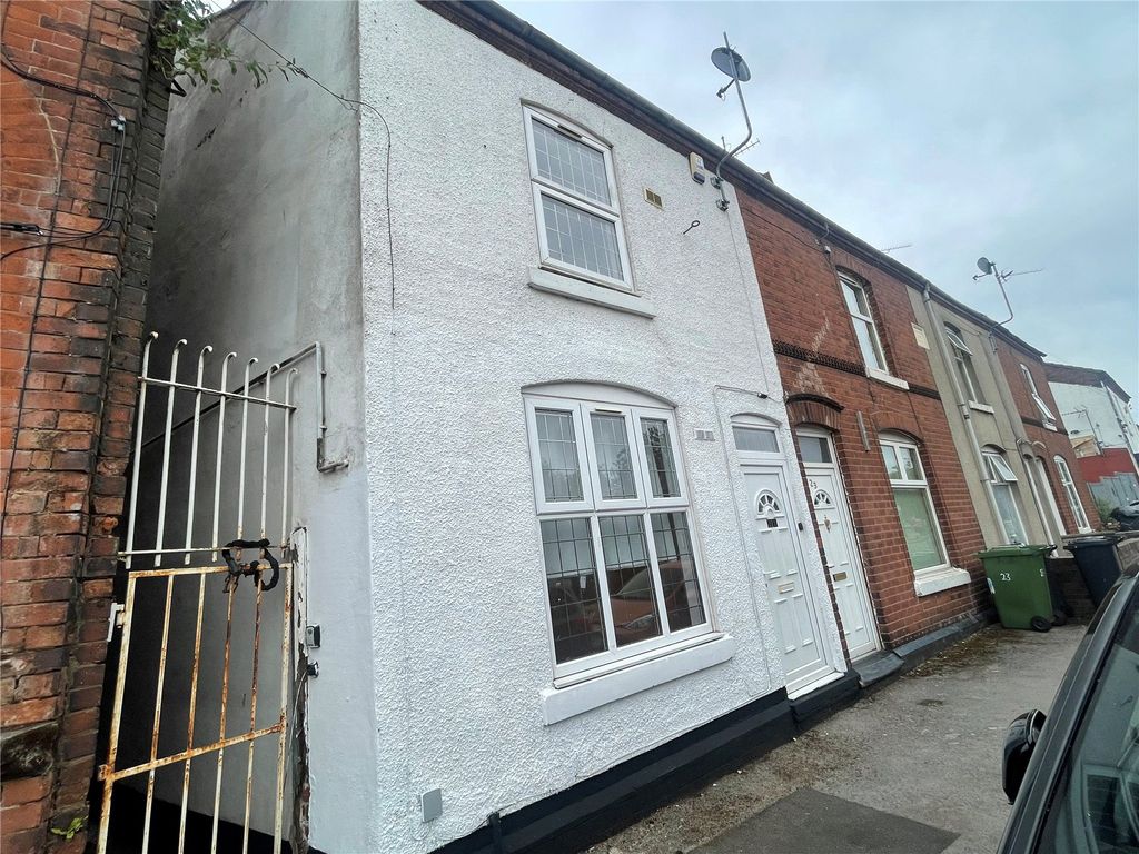 Property photo 1 of 17 Picture No. 01