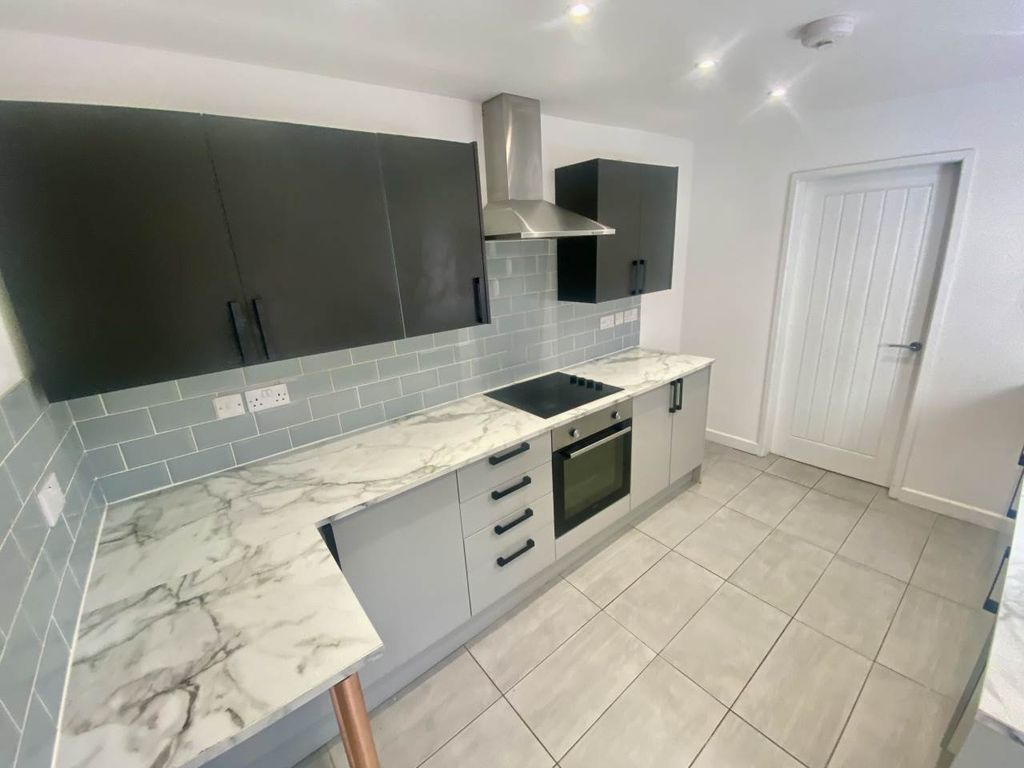 Property photo 1 of 15 Img_7204