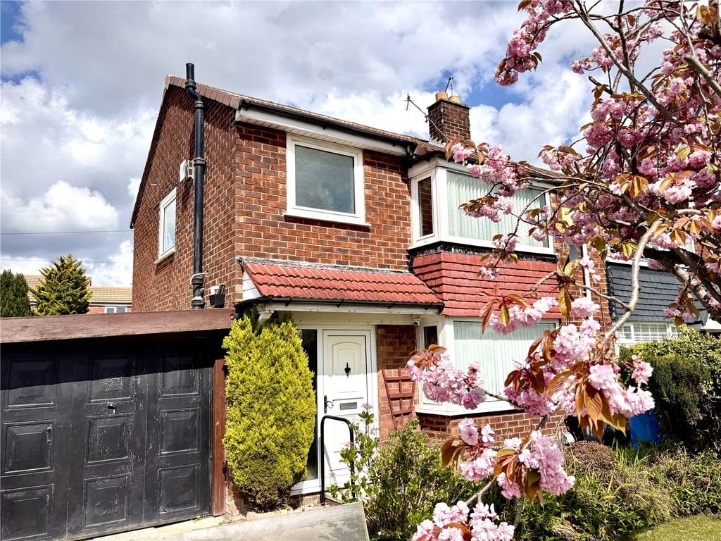 Property photo 1 of 20 Front