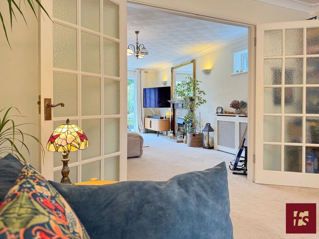 Additional image 7 of 4 bed detached house for saleThe Avenue, Crowthorne, Berkshire RG45
