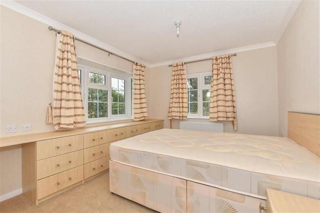 Property photo 1 of 9 Bedroom 1