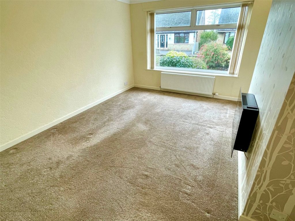 Property photo 3 of 13 Living Room