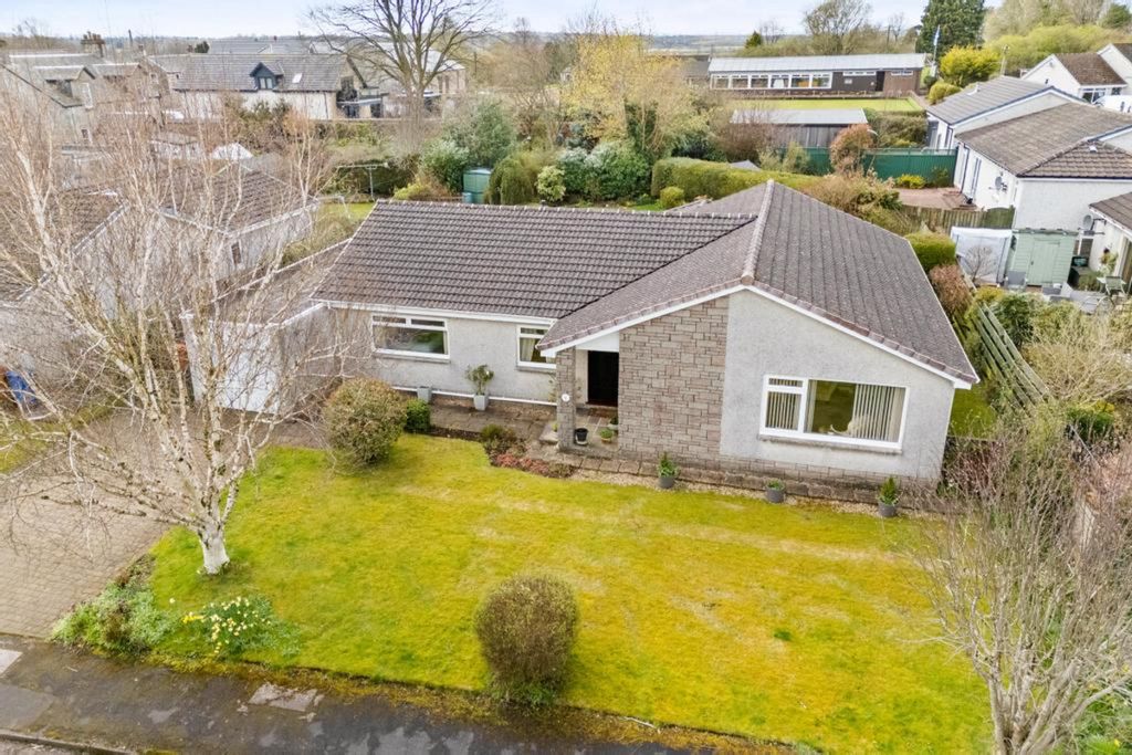 Property photo 1 of 30