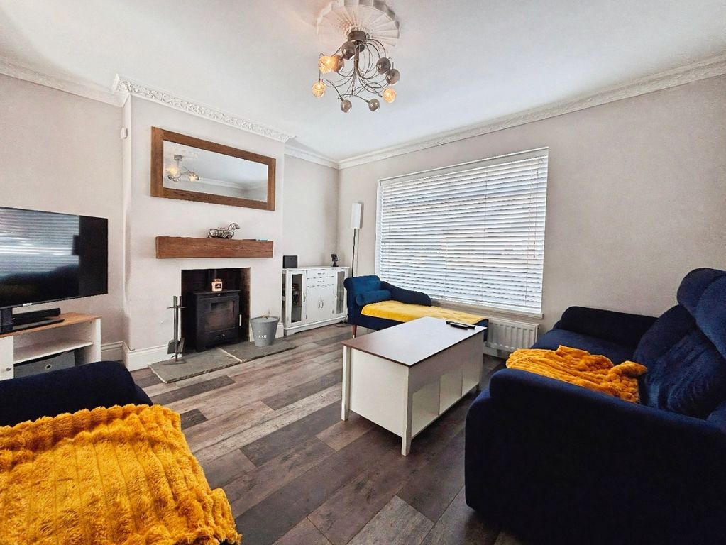 Property photo 3 of 17 5317306