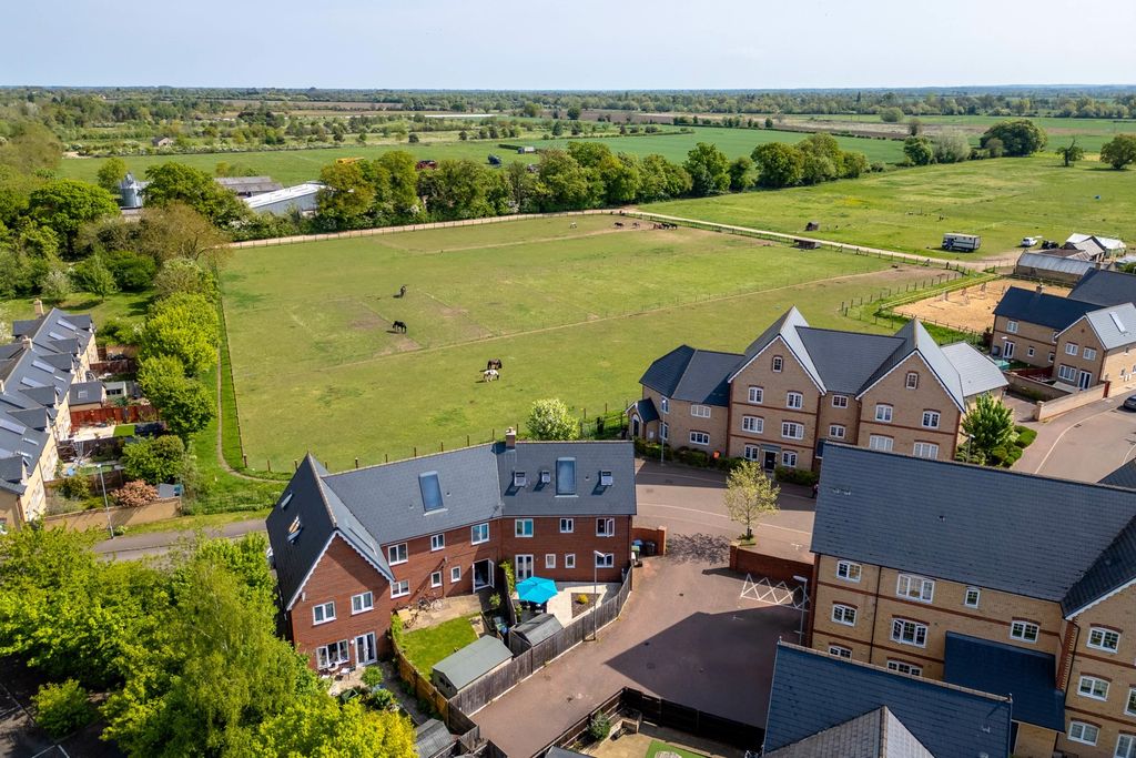 Property photo 3 of 33 3 Double Bedrooms House All With Views Of The Fiel