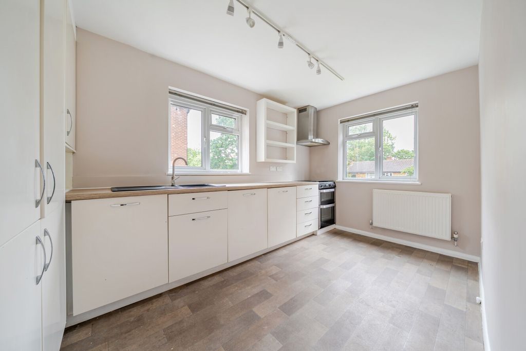Property photo 3 of 9 1478773-13-6A2A89...