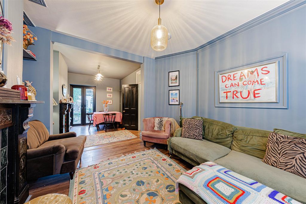 Property photo 2 of 25 L J Imaging-13.Jpg