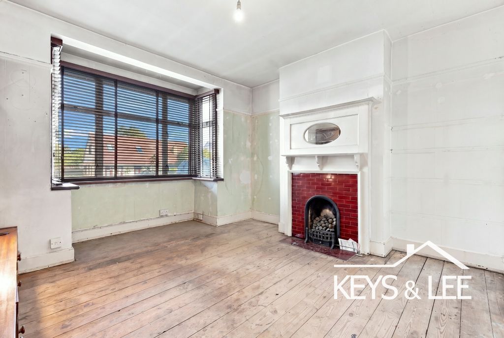 Property photo 2 of 14 5337033