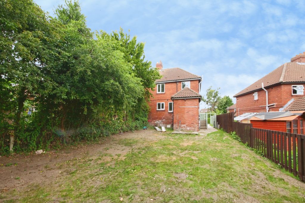 Property photo 2 of 17 Nbp0022