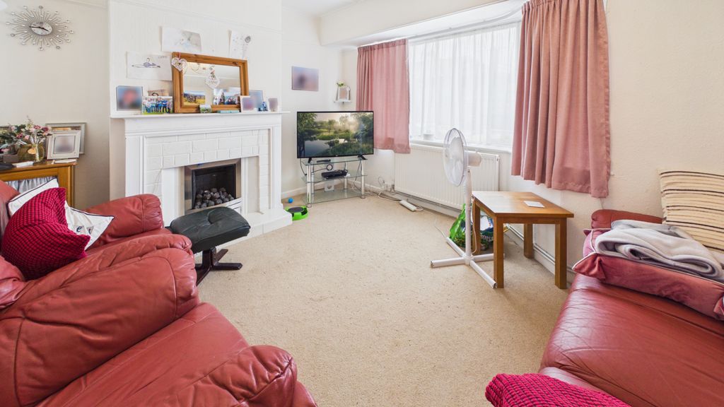 Property photo 2 of 14 Gallery