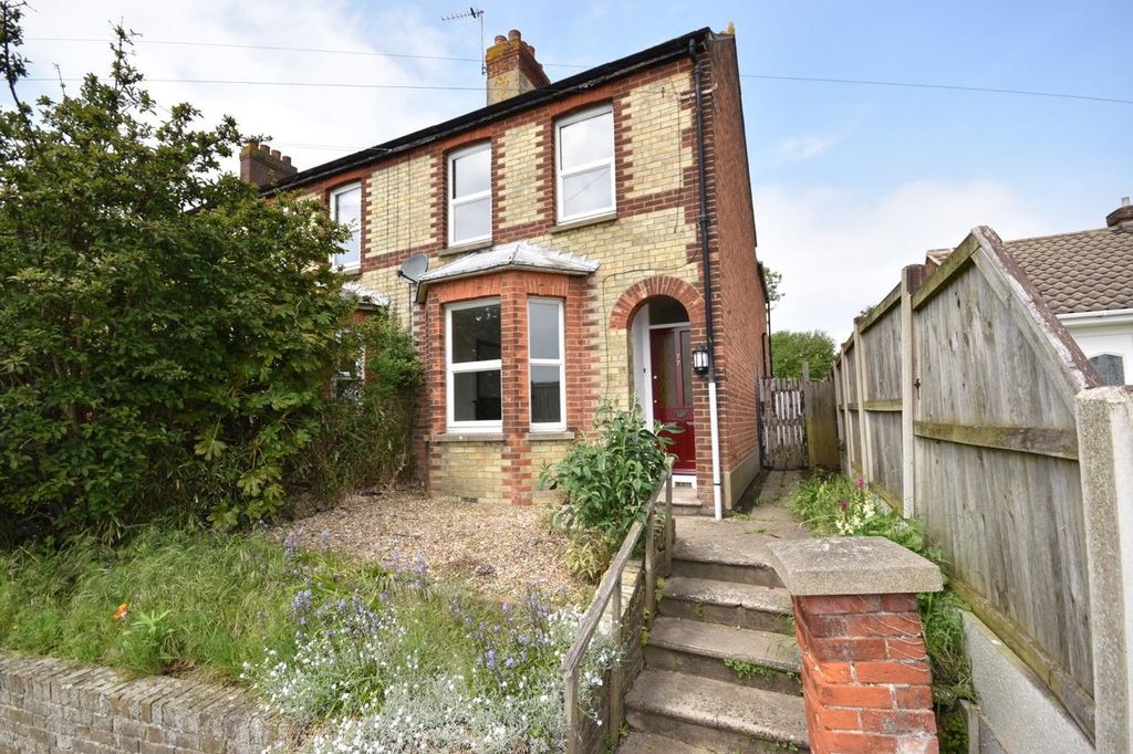Property photo 3 of 30