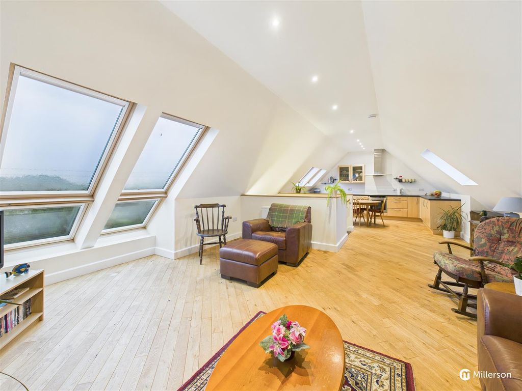 Property photo 3 of 20 Open Plan Lounge/Kitchen/Diner