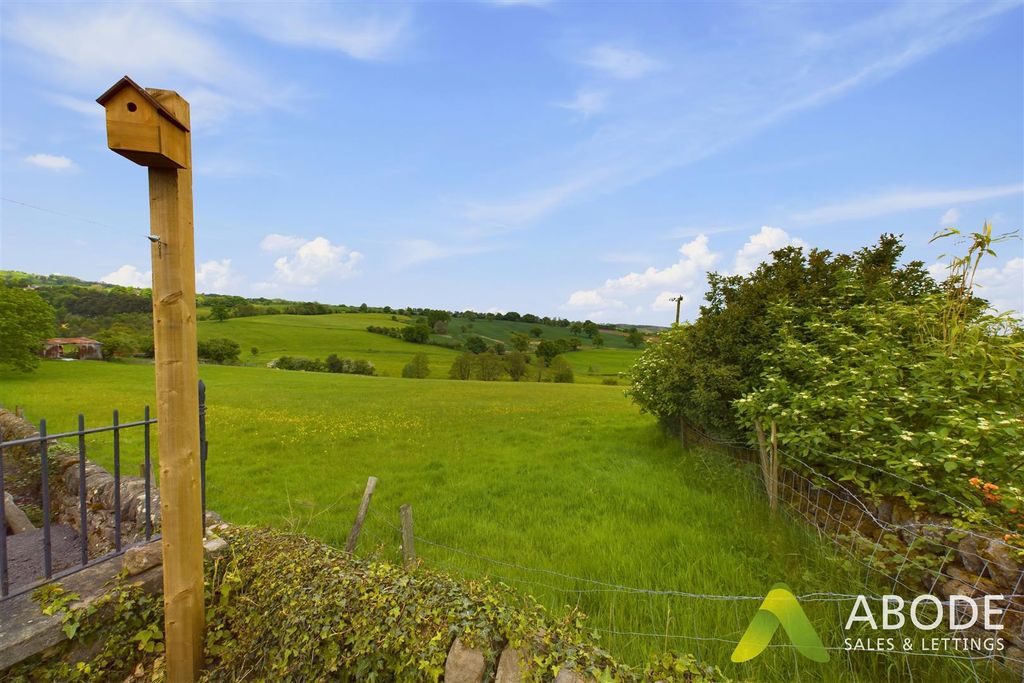 Property photo 2 of 16 Cam02544G0-Pr0101-Still019.Jpg