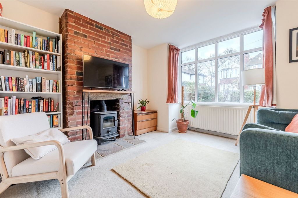 Property photo 2 of 17 Picture No. 02