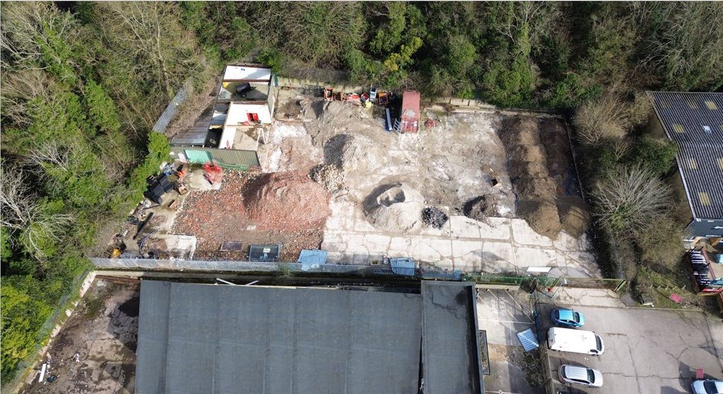 Property photo 2 of 2 Roof .Png