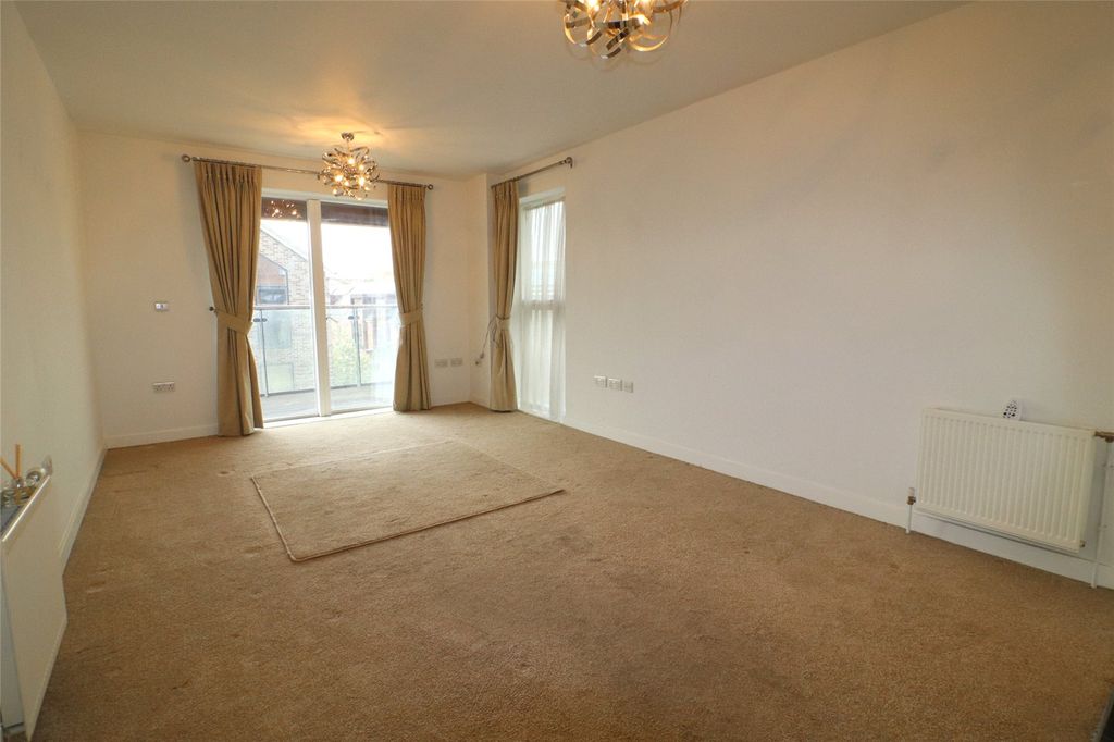 Property photo 3 of 17 Picture No. 72