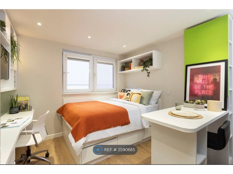 Property photo 1 of 6 Studio